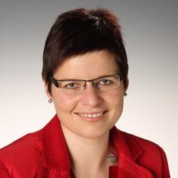 Angelika Freinschlag