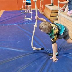 Bewegung und Sport, Zirkus, Turnhalle