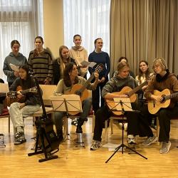 Aufbrechen und Licht bringen